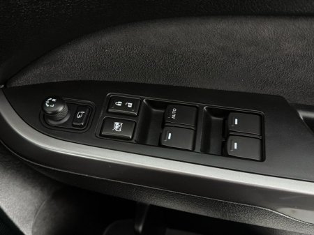 2023 Suzuki Vitara - photo 35