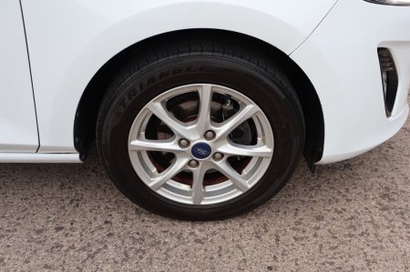 2018 Ford Fiesta - photo 27