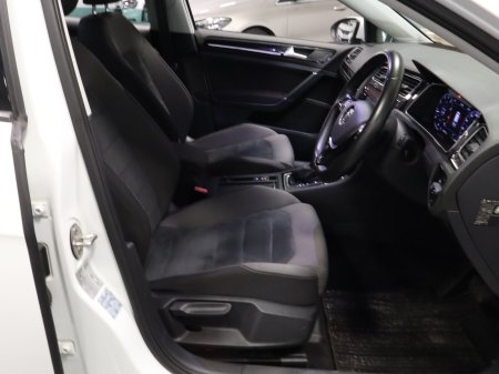 2018 Volkswagen Golf - photo 25