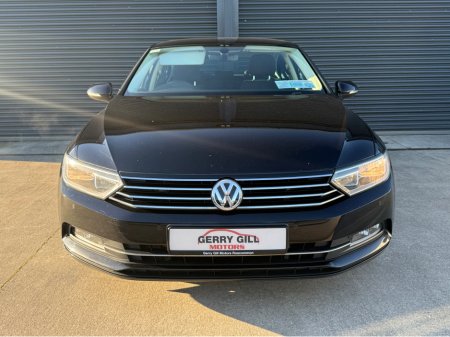 2017 Volkswagen Passat - photo 2