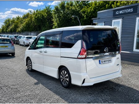 2016 Nissan Serena - photo 7