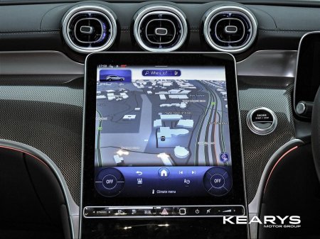 2025 Mercedes-Benz GLC - photo 17