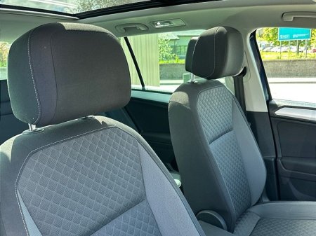 2019 Volkswagen Tiguan - photo 17