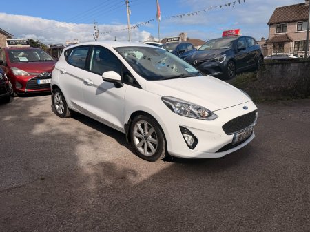 2018 Ford Fiesta - photo 2