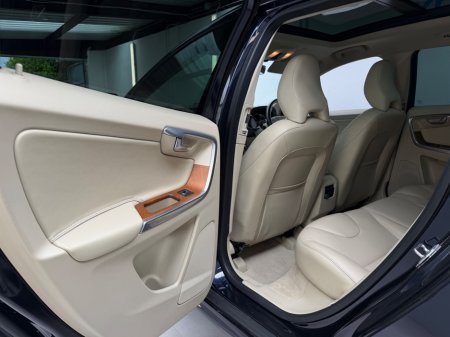 2017 Volvo XC60 - photo 24