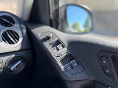 2016 Volkswagen Tiguan - photo 18