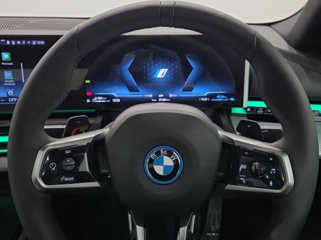 2026 BMW 5-Series - photo 9