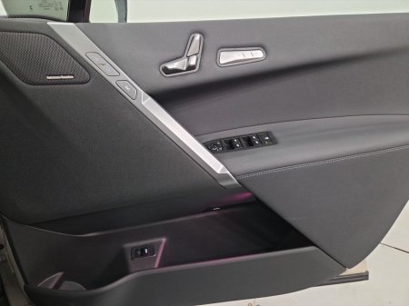 2026 BMW iX - photo 23
