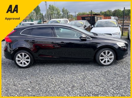 2017 Volvo V40 - photo 2