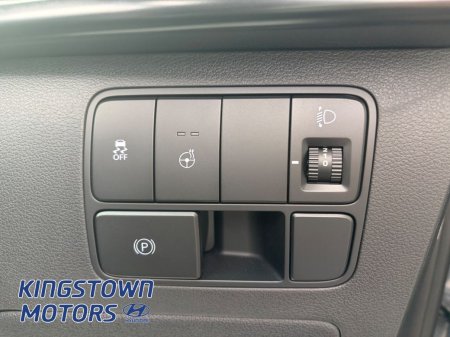 2026 Hyundai Staria - photo 8