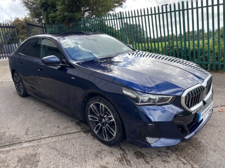 2025 BMW 5-Series - photo 2