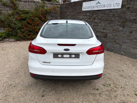 2017 Ford Focus - photo 10