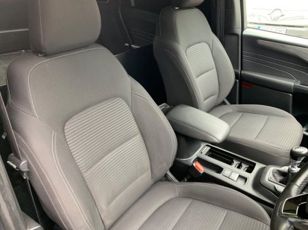 2022 Ford Kuga - photo 17