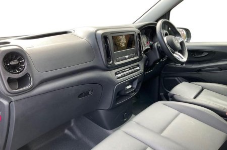 2025 Mercedes-Benz Vito - photo 3