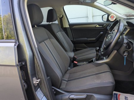 2021 Volkswagen T-Roc - photo 15