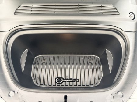 2023 Tesla Model Y - photo 16