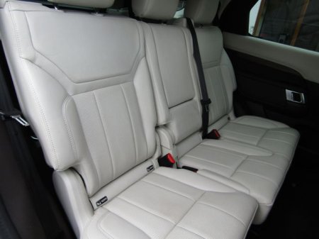 2017 Land Rover Discovery - photo 19