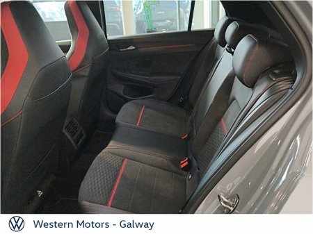 2025 Volkswagen Golf - photo 7