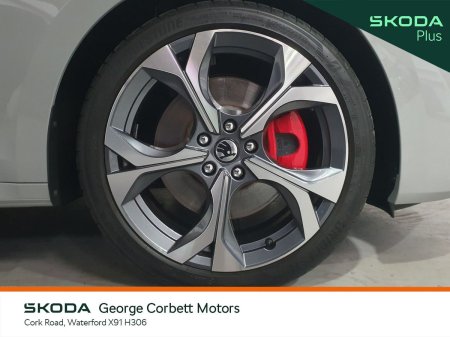 2025 Skoda Octavia - photo 8