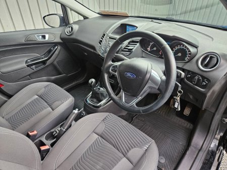 2017 Ford Fiesta - photo 11