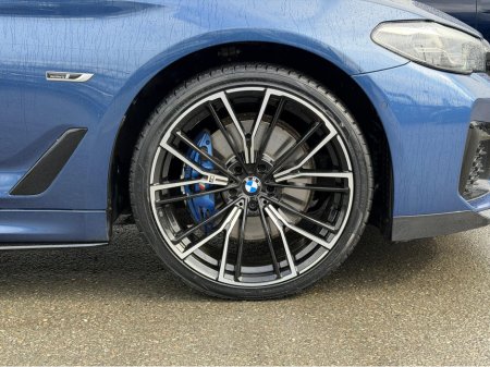 2023 BMW 5-Series - photo 11