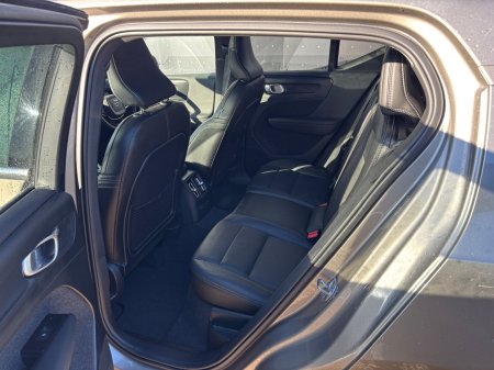 2021 Volvo XC40 - photo 5