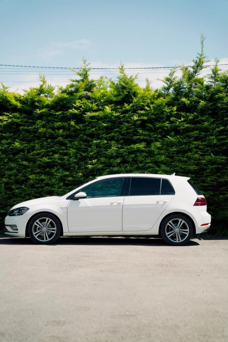 2019 Volkswagen Golf - photo 2
