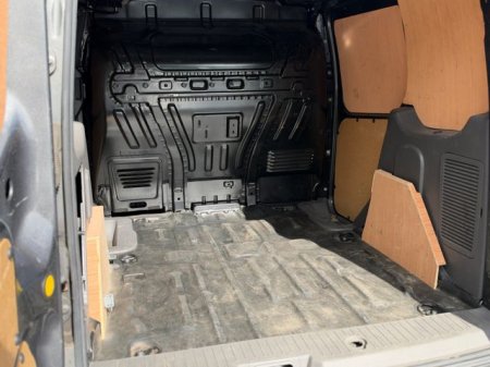 2020 Ford Transit Connect - photo 23