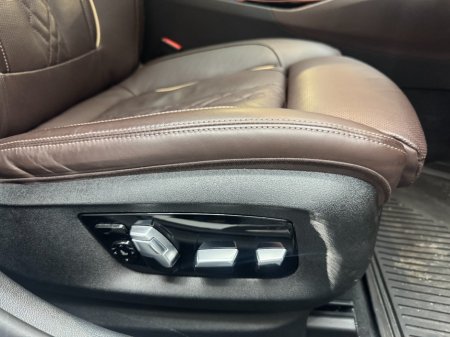 2021 BMW 5-Series - photo 19