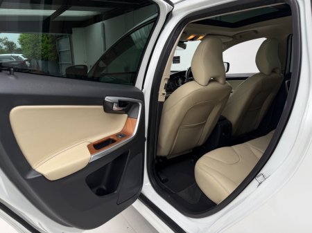 2017 Volvo XC60 - photo 23