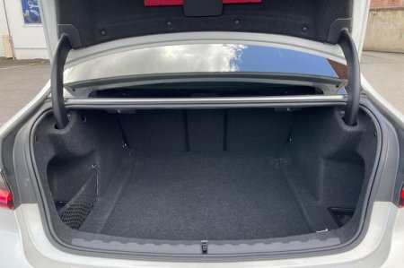 2024 BMW 3-Series - photo 21