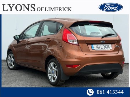 2016 Ford Fiesta - photo 2