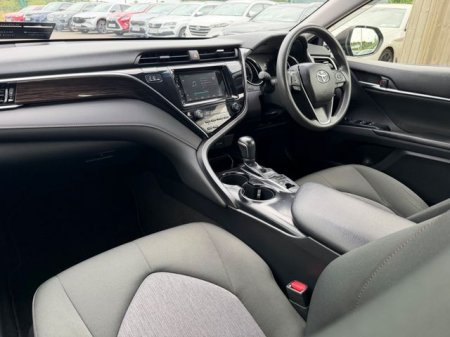 2018 Toyota Camry - photo 9
