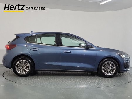 2023 Ford Focus - photo 2
