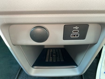 2026 Ford Tourneo Custom - photo 22