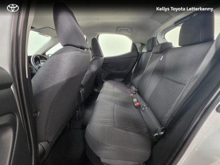 2022 Toyota Yaris - photo 7