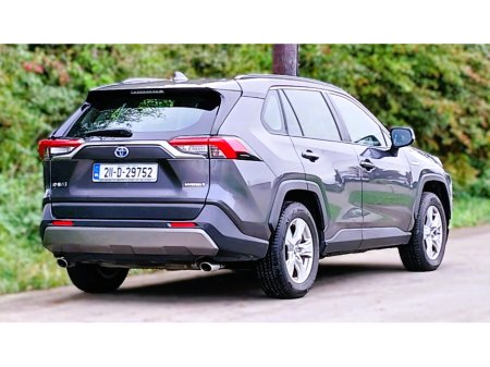 2021 Toyota RAV4 - photo 3
