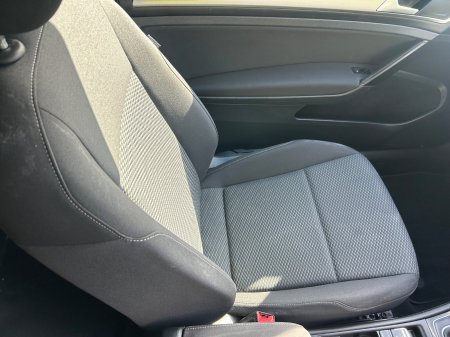 2018 Volkswagen Golf - photo 15