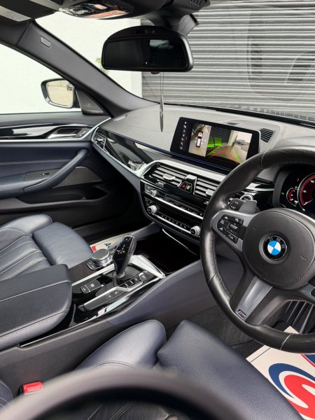 2018 BMW 5-Series - photo 22