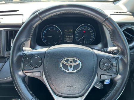 2016 Toyota RAV4 - photo 14