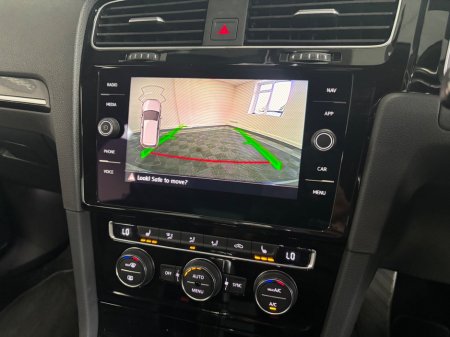 2020 Volkswagen Golf - photo 16