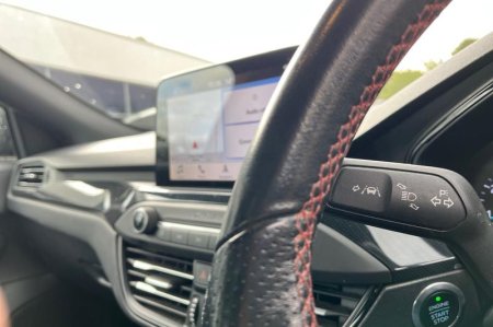 2019 Ford Focus - photo 14