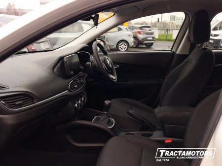 2023 Fiat Tipo - photo 4