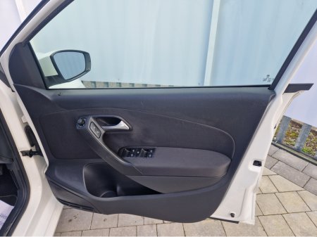 2013 Volkswagen Polo - photo 12