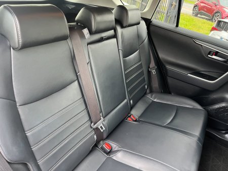 2020 Toyota RAV4 - photo 12