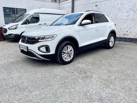 2024 Volkswagen T-Roc - photo 27