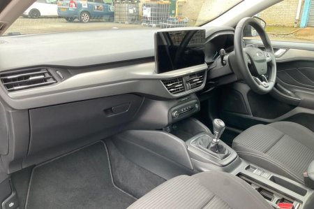 2024 Ford Focus - photo 18