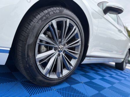 2021 Volkswagen Passat - photo 10