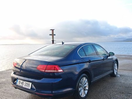 2019 Volkswagen Passat - photo 7
