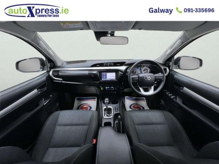 2023 Toyota Hilux - photo 2